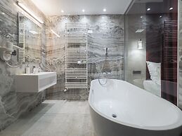 HOTEL ANASTASIA