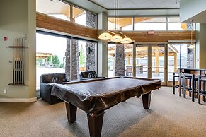 Fabulous Condo at Five Star Resort #209