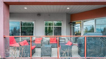 Fabulous Condo at Five Star Resort #209