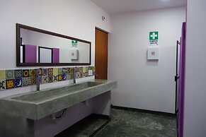 Itza Hotel Akumal - Hotel - Hostel