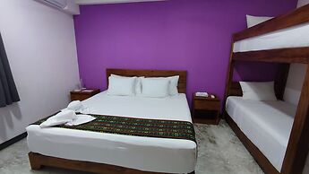 Itza Hotel Akumal - Hotel - Hostel