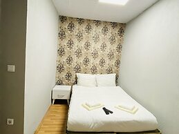 Zeus Convenient Suit İstanbul