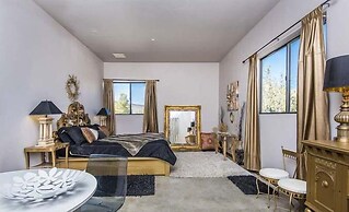 Starlight Boutique Hotel
