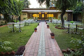 Clarks Inn Dudhwa
