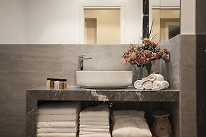 Roman Holidays Boutique