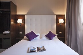 Roman Holidays Boutique