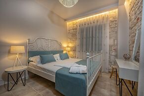 Psarou Beach House in Psarou