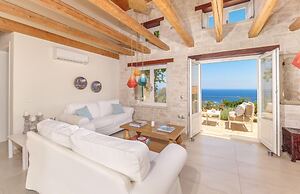 The Yiameli Collection - Meli