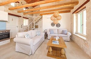 The Yiameli Collection - Yasmi