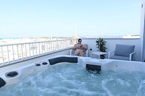 Victoria by Petit Chic