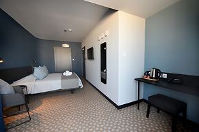 Victoria by Petit Chic