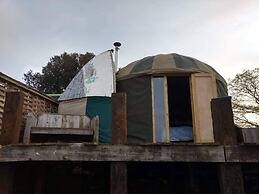 Bembridge Harbour Yurt - Log Burner - Wifi