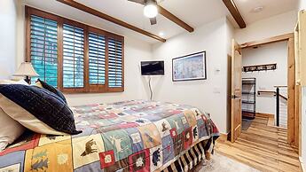 Val DIsere 32 Pet-Friendly, Walk To The Village, Private Washer Dryer,