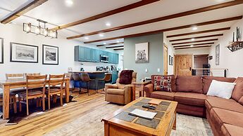 Val DIsere 32 Pet-Friendly, Walk To The Village, Private Washer Dryer,