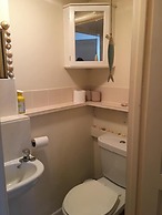Homely 2- bed Apartment -ground Floor-sleeps 4