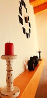 Lovely Bed House With one Room in Monsaraz Castle