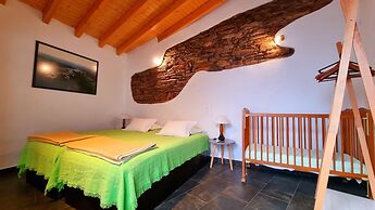 Lovely 1-bed House in Monsaraz Castle