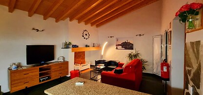 Lovely Bed House With one Room in Monsaraz Castle