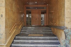 Ilisia Park Contemporary 2BD Condo