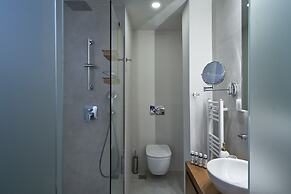 Ilisia Park Contemporary 2BD Condo