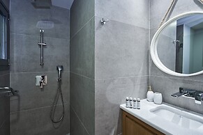 Ilisia Park Contemporary 2BD Condo