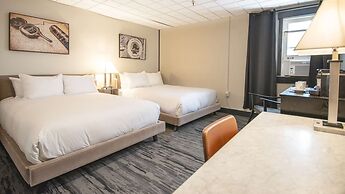 Midnight Sun, a Coast Hotel