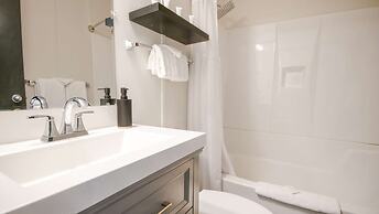 Midnight Sun, a Coast Hotel