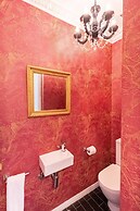 Boutique City Apartment