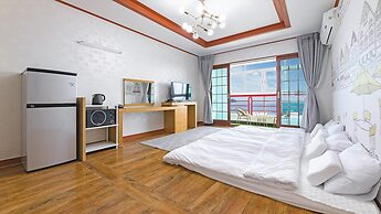 Jeju Badaaehyanggi Pension