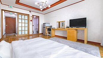 Jeju Badaaehyanggi Pension