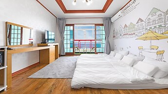 Jeju Badaaehyanggi Pension