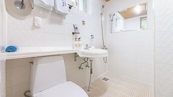 Jeju Badaaehyanggi Pension