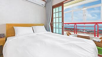 Jeju Badaaehyanggi Pension