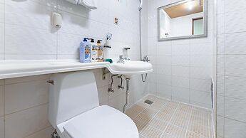 Jeju Badaaehyanggi Pension