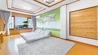 Jeju Badaaehyanggi Pension