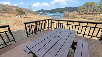 Gapyeong Dochi Vill Pension