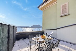 Rooftop On Stresa Lake View