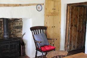 Relaxing 2-bed Cottage in Rhandirmwyn