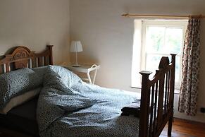 Rhandirmwyn - Cottage - Sleeps 4 - Pet Friendly