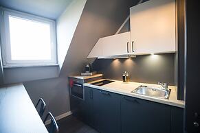 Riverview Apartments by dasPaul