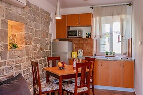 Apartment Bigovo Veljic-traste