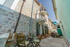 Apartment Bigovo Veljic-traste