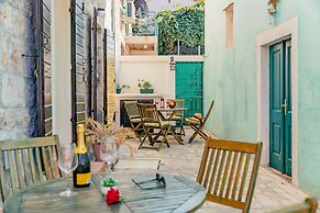 Apartment Bigovo Veljic-traste