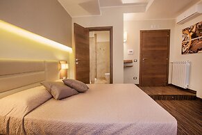 Dimora Sanfelice in the Heart of Naples