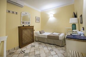 Alloggio dei Vassalli, In the Heart of the Historic Center