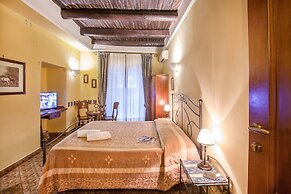 Alloggio dei Vassalli, In the Heart of the Historic Center