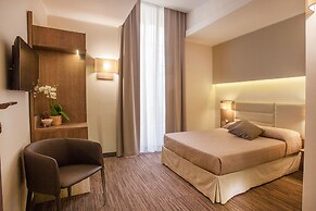 Classic Comfort Room Naples City Center