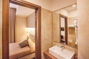 Classic Comfort Room Naples City Center