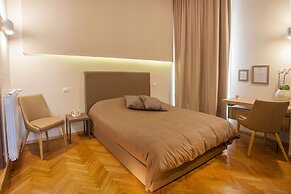 Deluxe Room Naples City Center