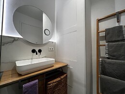 New Exclusive 2 Bedroom Apartment Hamburg